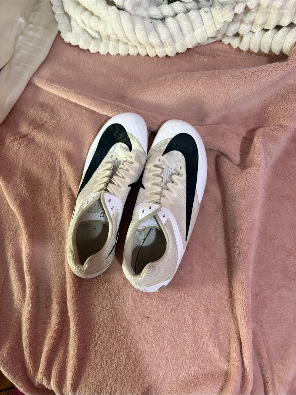 Nike Women’s White and Black Athletic Sneakers